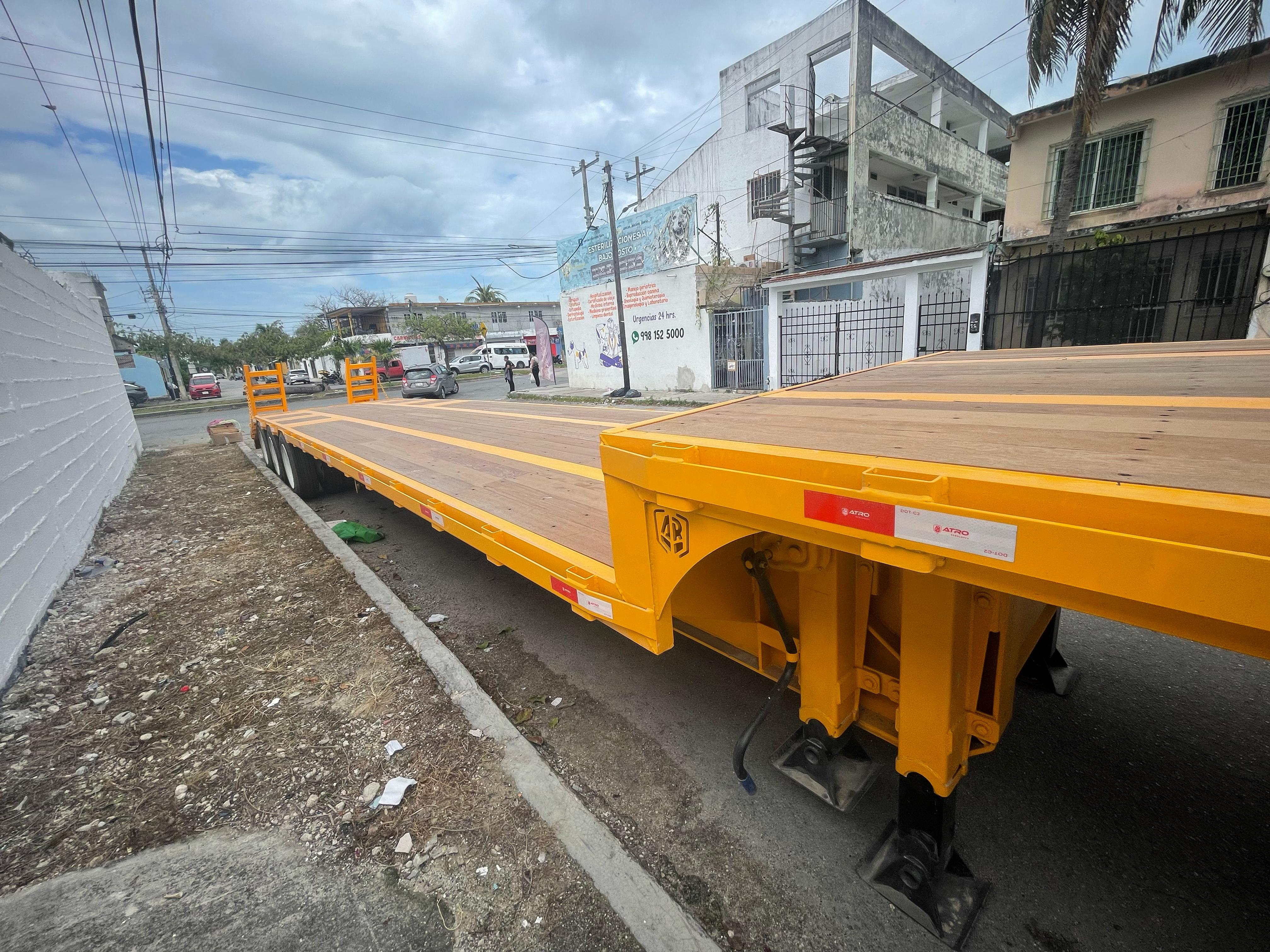 Lowboy ATRO